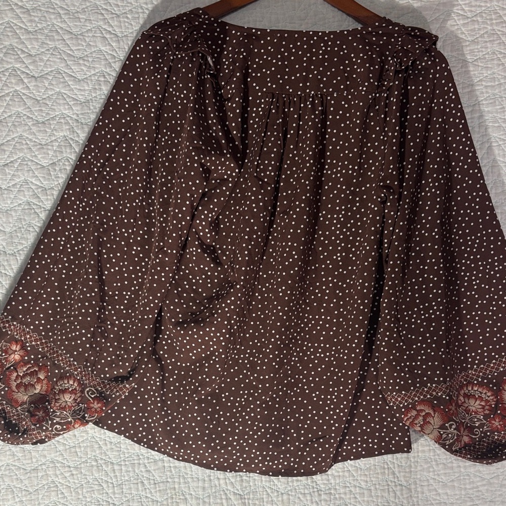 Savanna Jane Brown Polka Dot Blouse Embroidered Floral Hem Balloon Sleeves - Picture 6 of 12